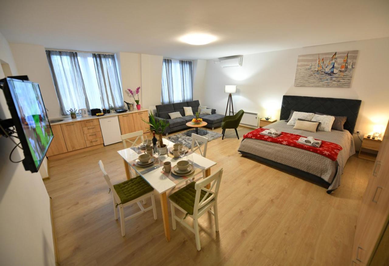 West In Apartments Čačak Buitenkant foto
