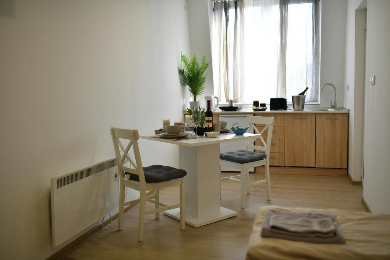 West In Apartments Čačak Buitenkant foto